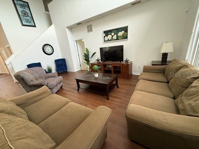 1050 Tourmaline Dr - Photo 5 of 40