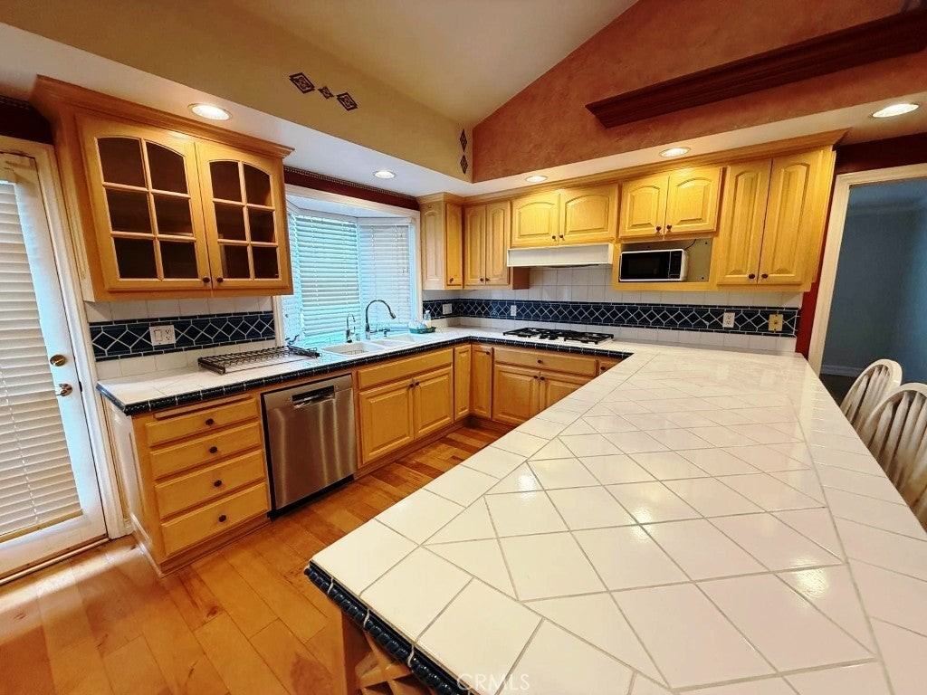 308 Somerset Dr - Photo 6 of 29
