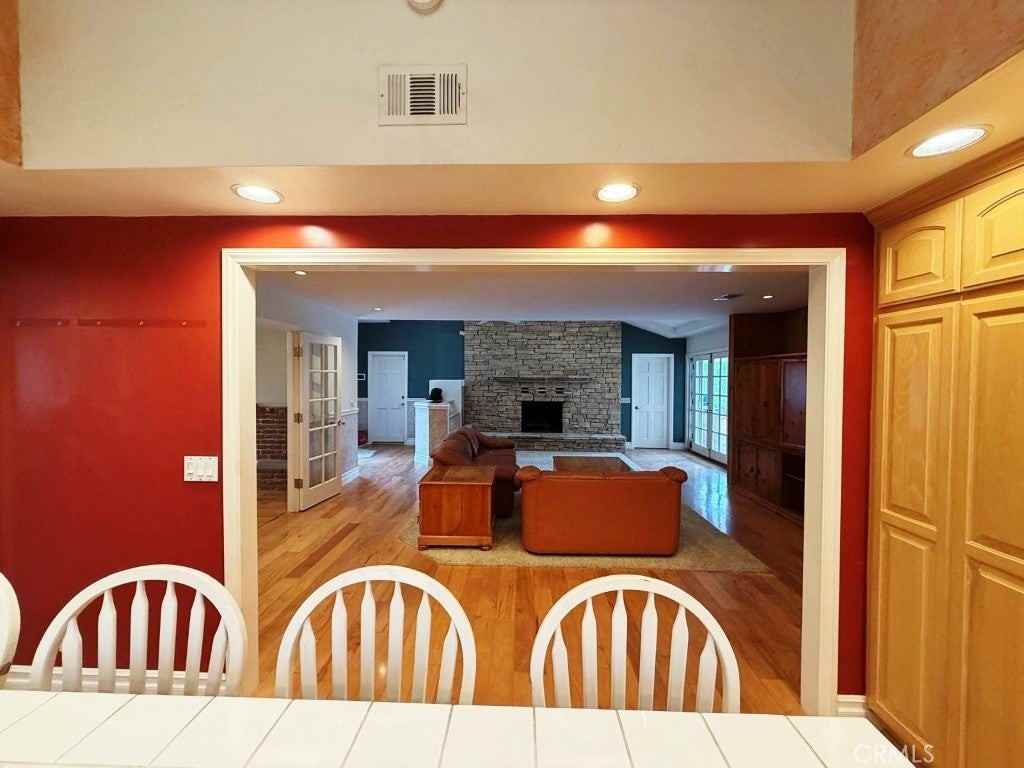 308 Somerset Dr - Photo 7 of 29