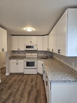 813 N Riverside Dr #C - Photo 1 of 1