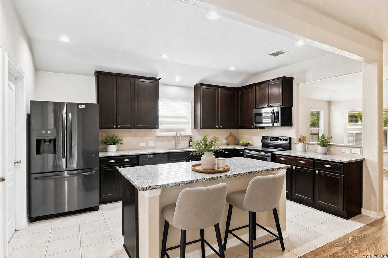 7603 Presidio Hvn - Photo 6 of 38