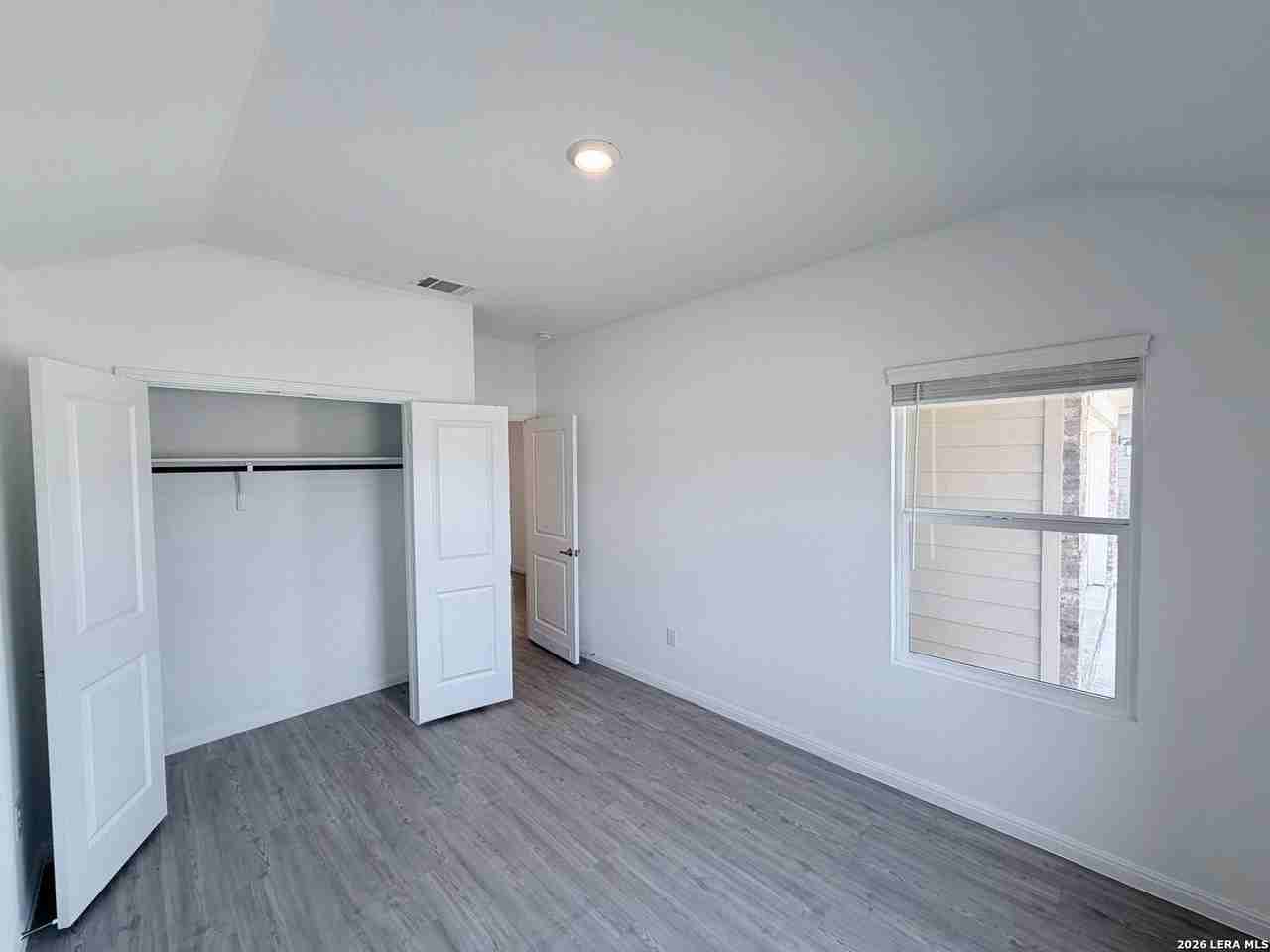 750 Haas Way - Photo 5 of 24