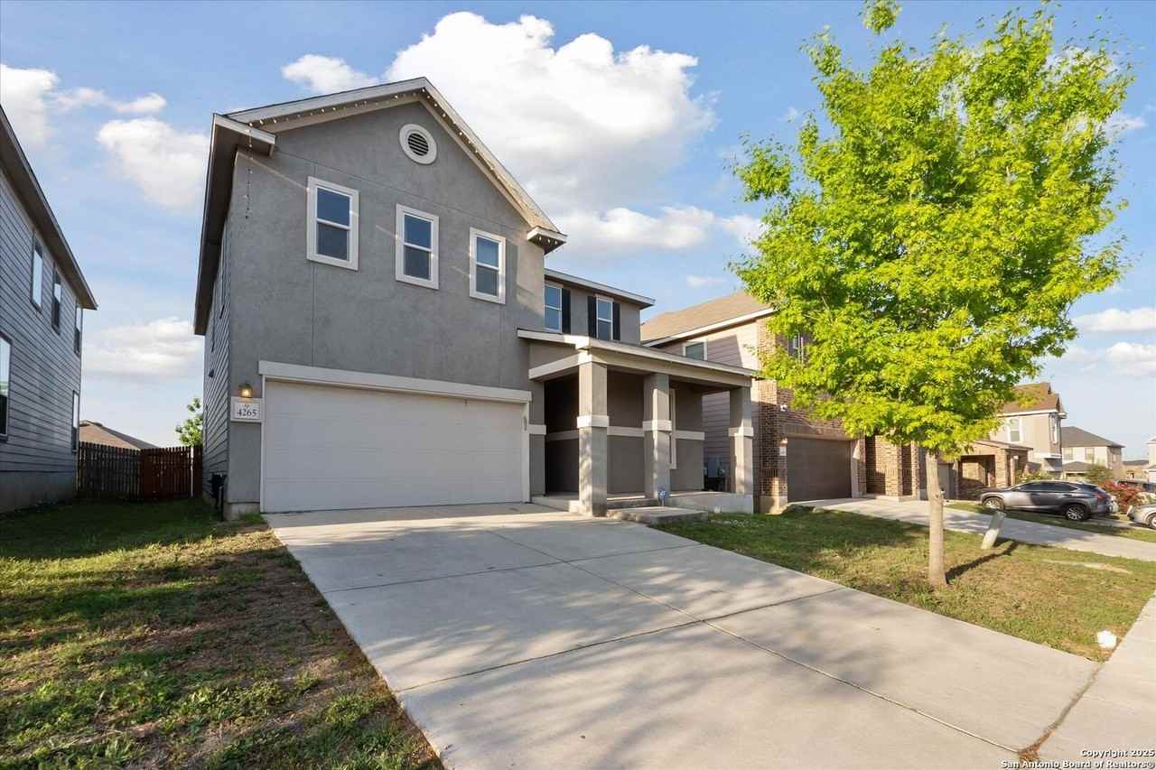 4265 Gale Mdws - Photo 2 of 38