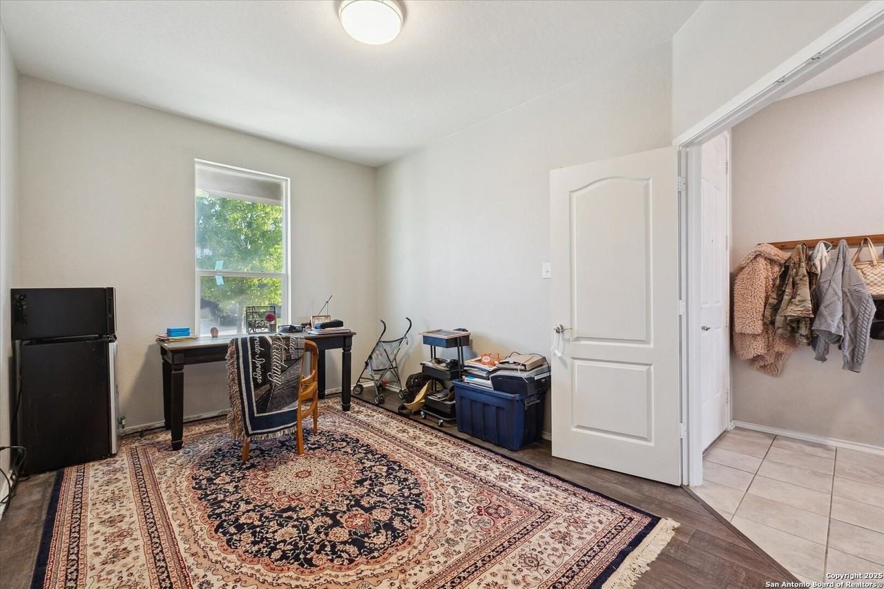 4265 Gale Mdws - Photo 7 of 38