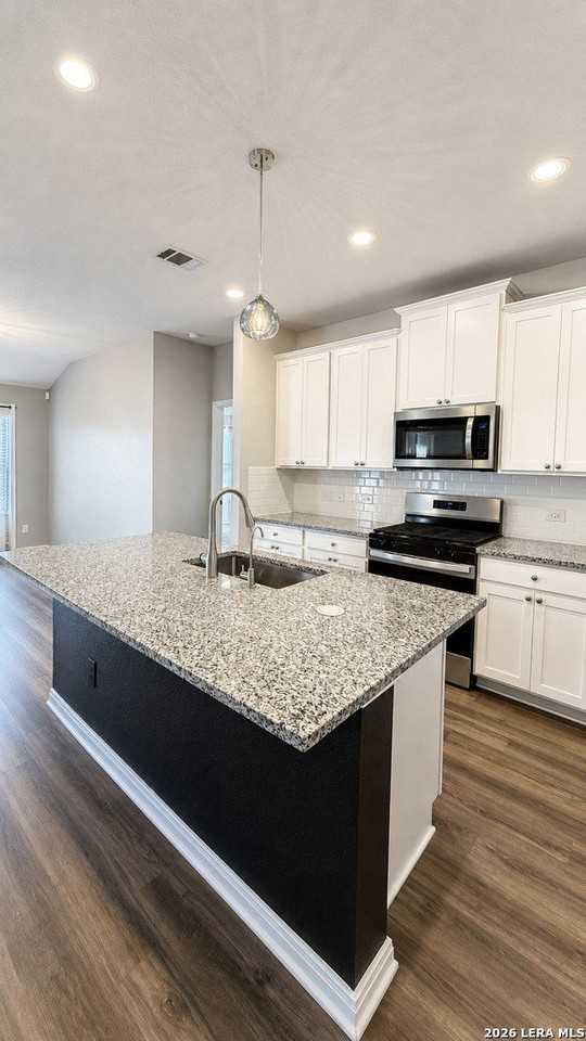 6410 Comanche Moon - Photo 3 of 18
