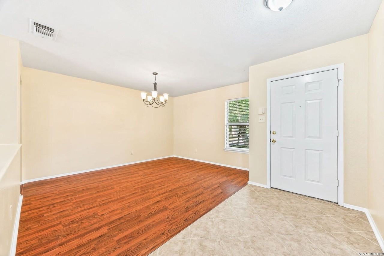 16414 Encanto Pass - Photo 5 of 29
