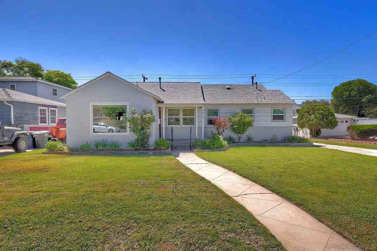 8951 Linden Ln