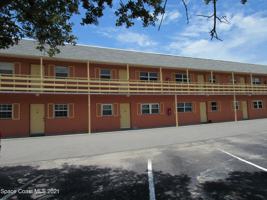 featured image of 400 Catalina Rd #203
