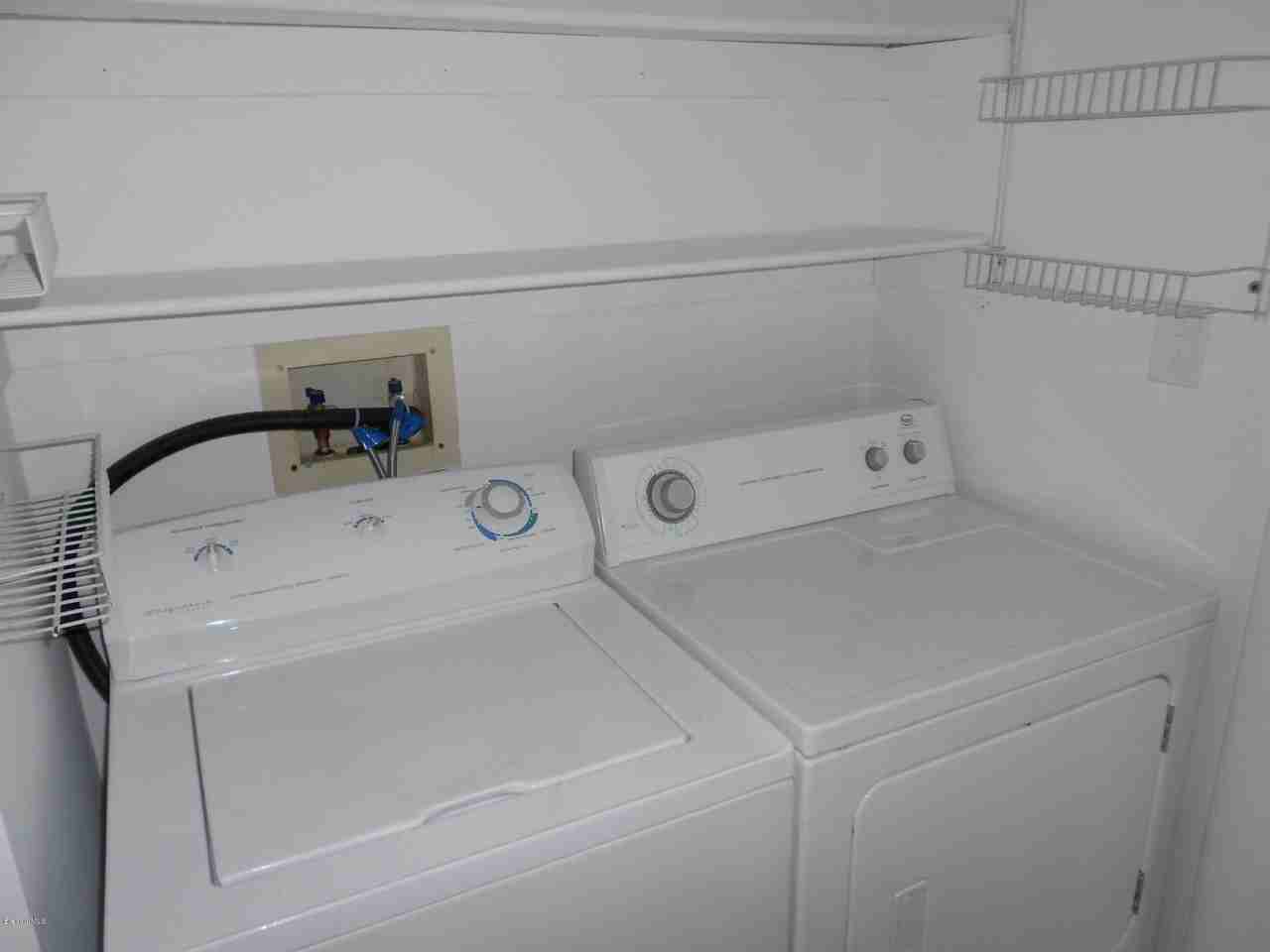 400 Catalina Rd #203 - Photo 4 of 10