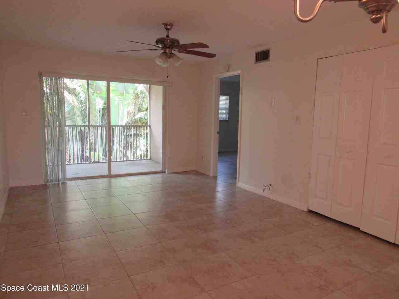 400 Catalina Rd #203 - Photo 6 of 10