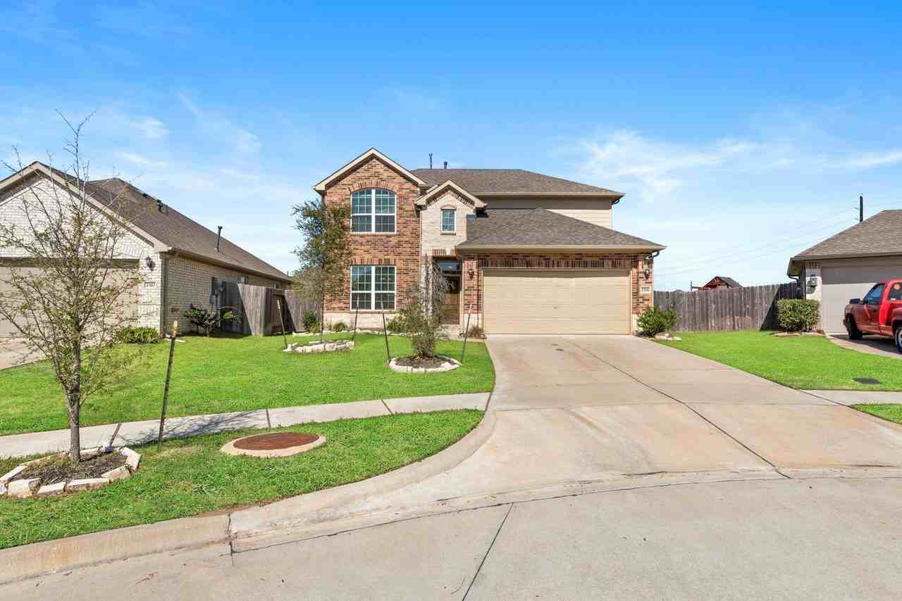 2306 Ocean Pass Ln - Photo 2 of 32