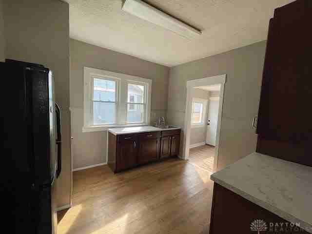 1327 Carlisle Ave - Photo 5 of 18