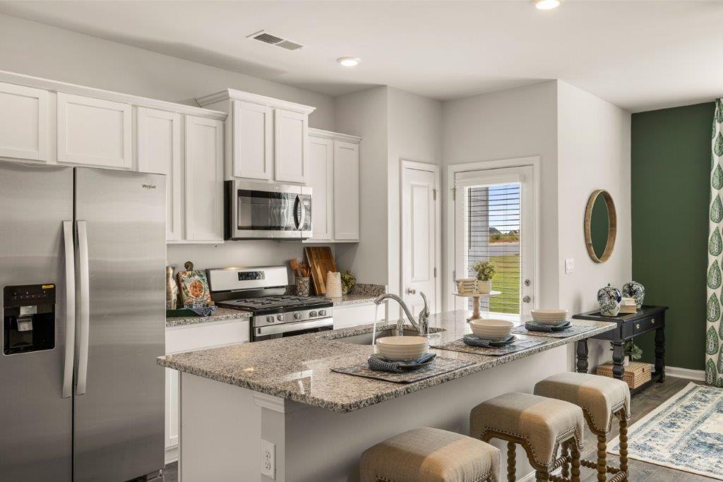 811 Grovebury Ct - Photo 7 of 50