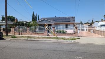 featured image of 4319 La Rica Ave