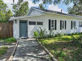 featured image of 325 S 2nd St