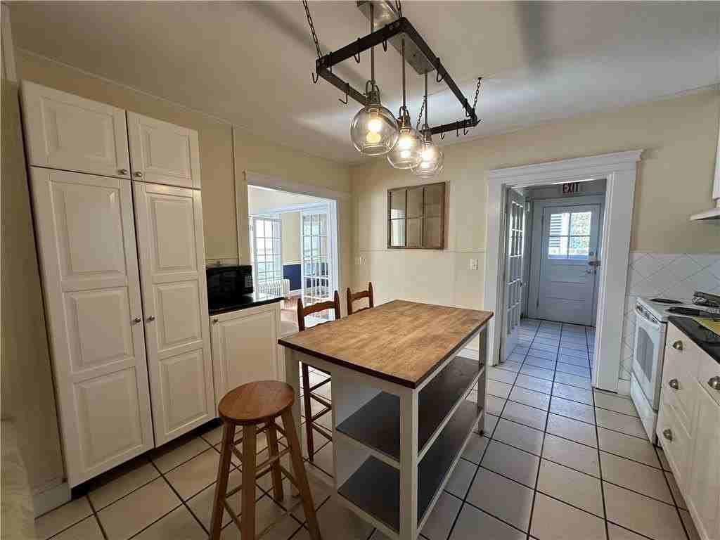 26 Calvert St - Photo 7 of 31