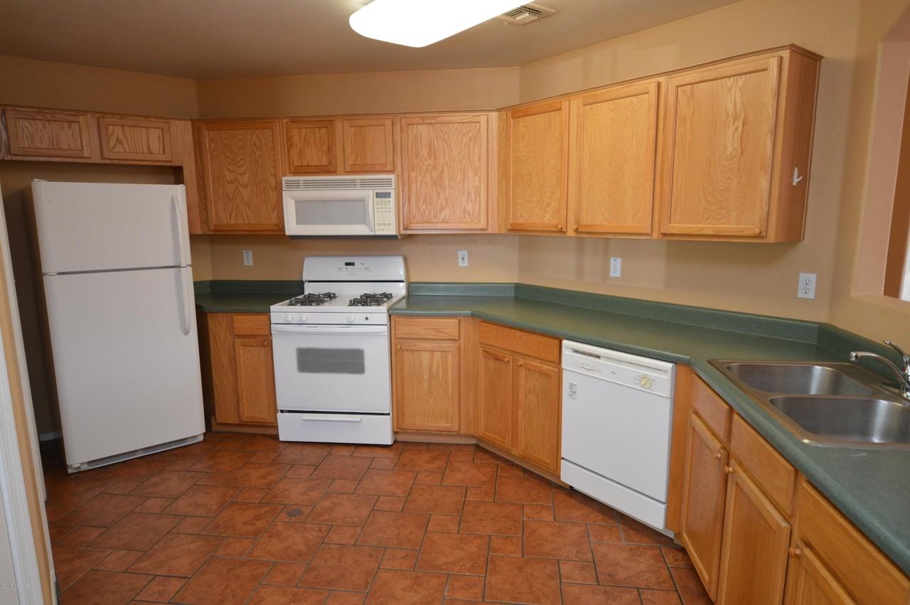 2177 W Burlwood Way - Photo 3 of 18
