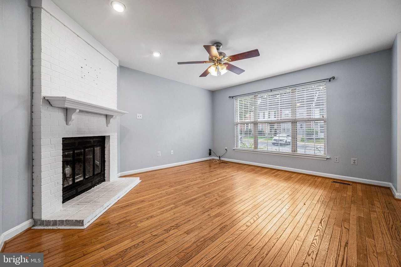 616 Lions Gate Ln - Photo 3 of 34