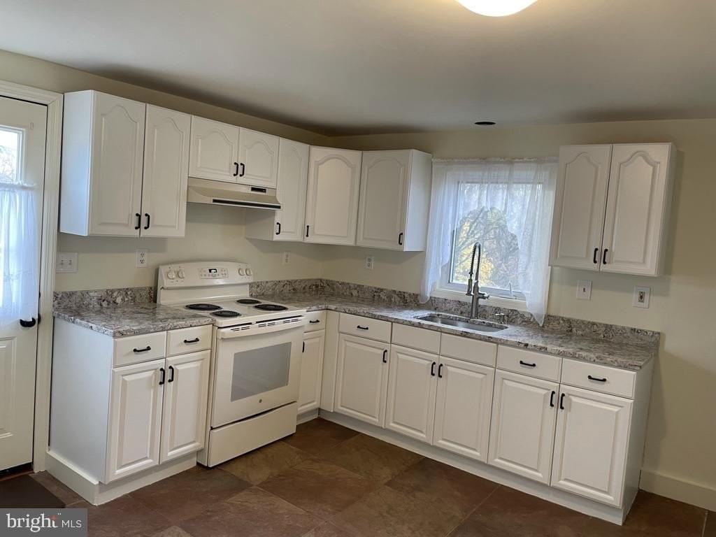14707 Old Hanover Rd - Photo 5 of 16