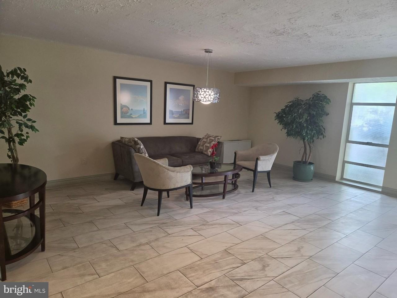 7420 Lakeview Dr #W103 - Photo 5 of 48