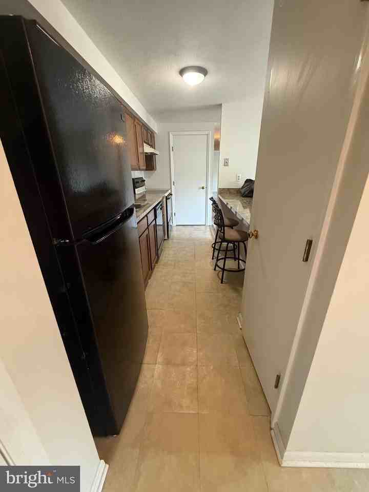 42 Cranberry Ct - Photo 4 of 17