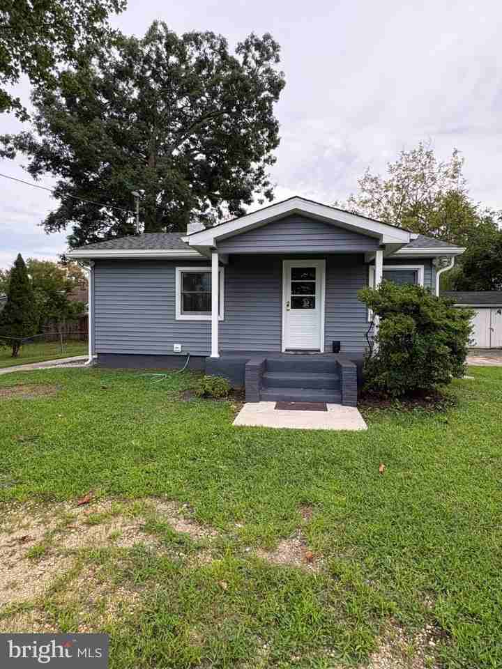 119 W Elmer St - Photo 2 of 19