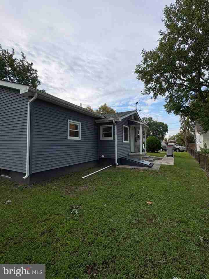 119 W Elmer St - Photo 5 of 19