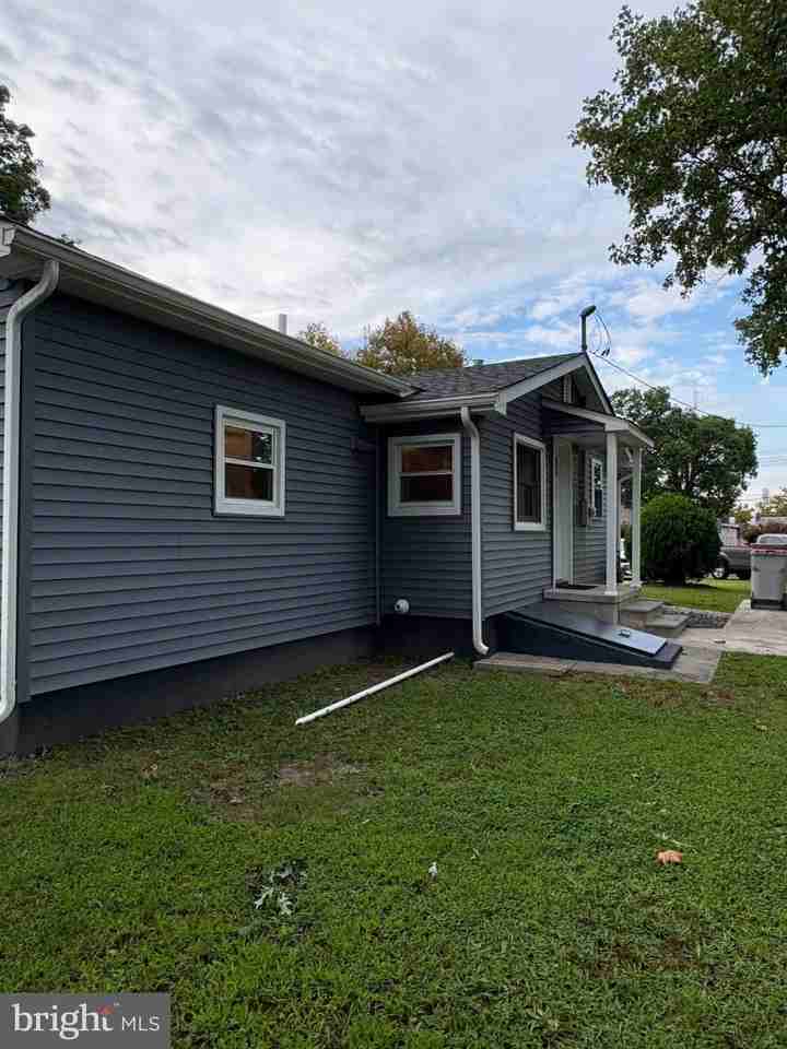 119 W Elmer St - Photo 6 of 19
