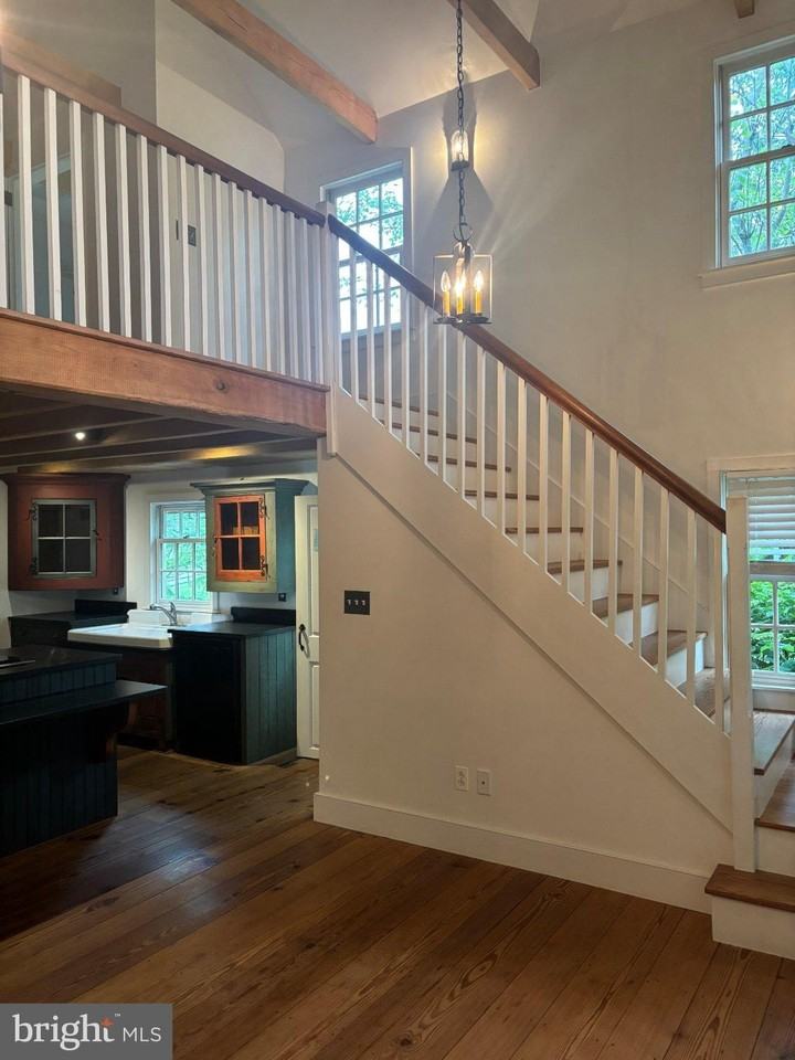828 Guthrie Rd - Photo 5 of 8