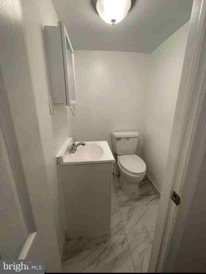 2731 N Darien St #1 - Photo 6 of 9