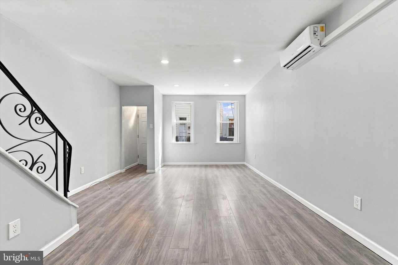 345 Winton St - Photo 5 of 27