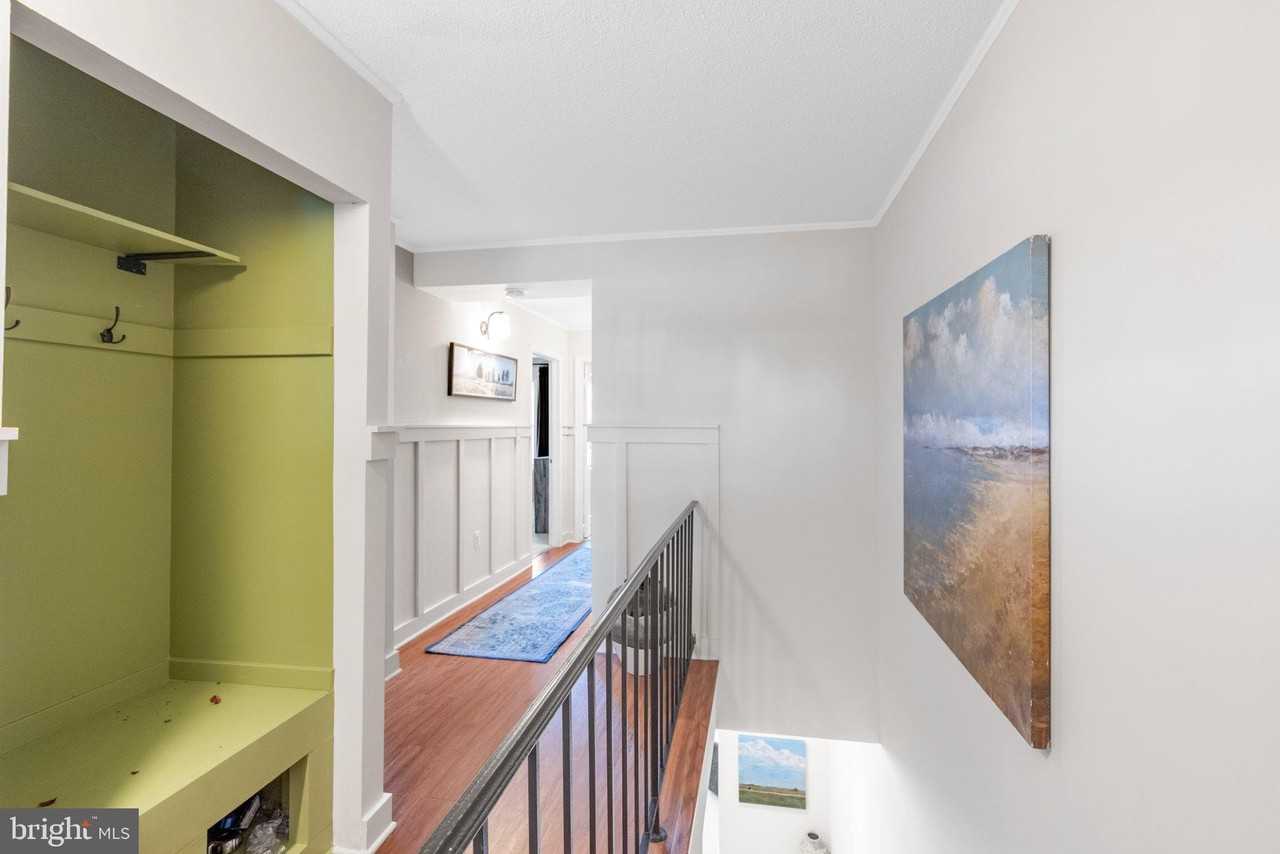 969 S Rolfe St #1 - Photo 4 of 47