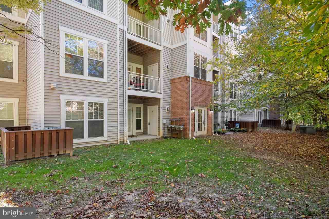 1509 N Point Dr #2 - Photo 3 of 21