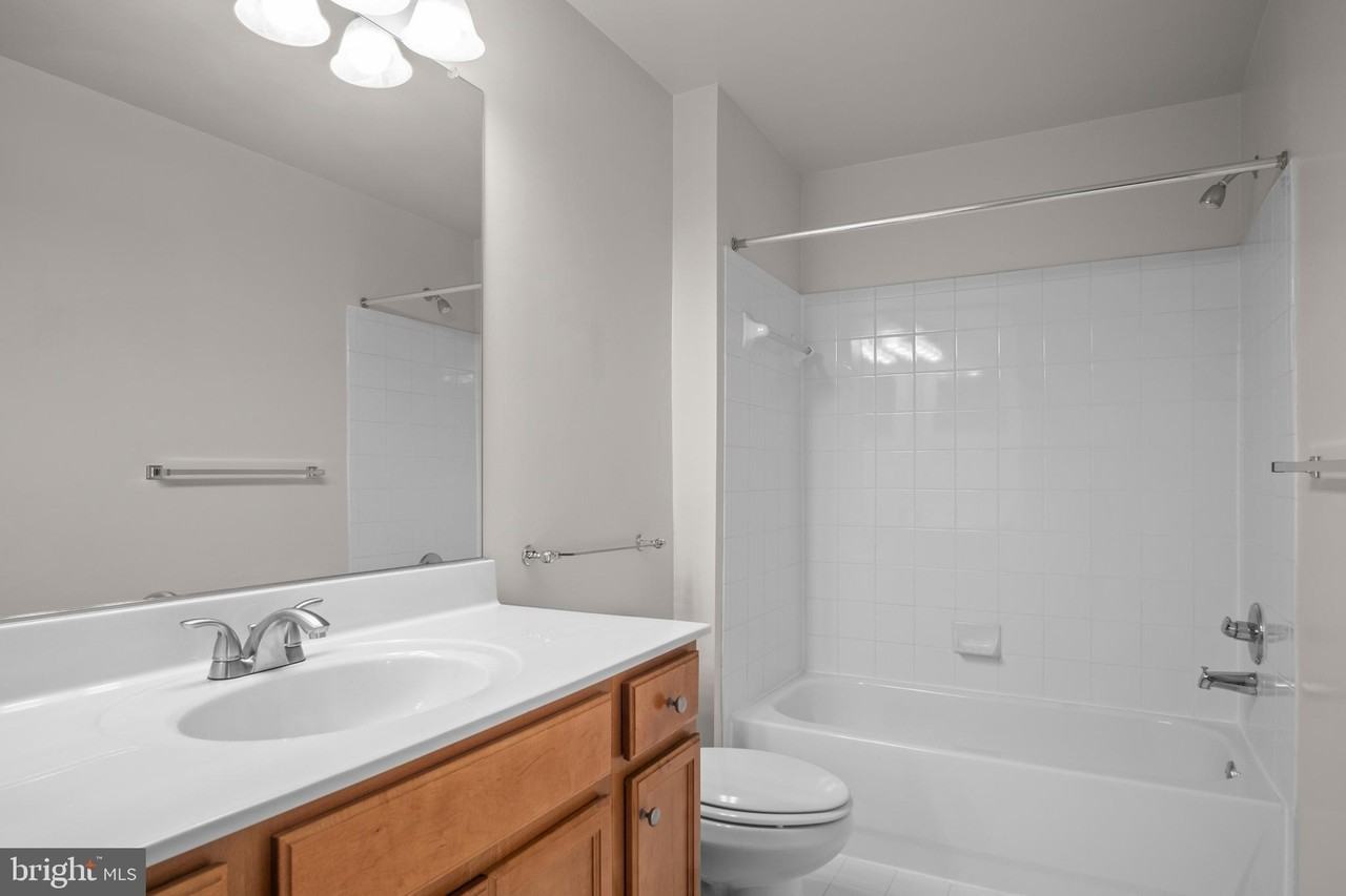 1509 N Point Dr #2 - Photo 5 of 21