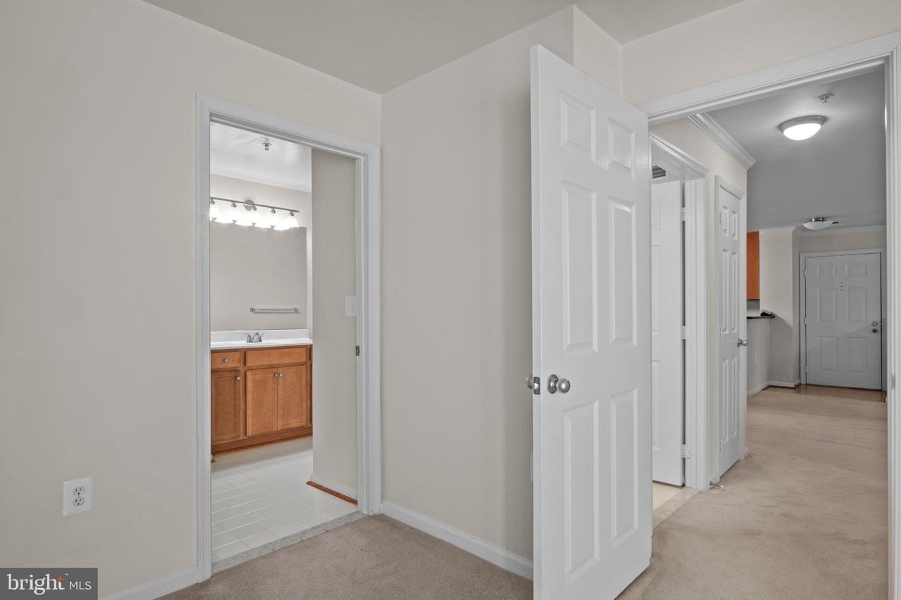 1509 N Point Dr #2 - Photo 7 of 21