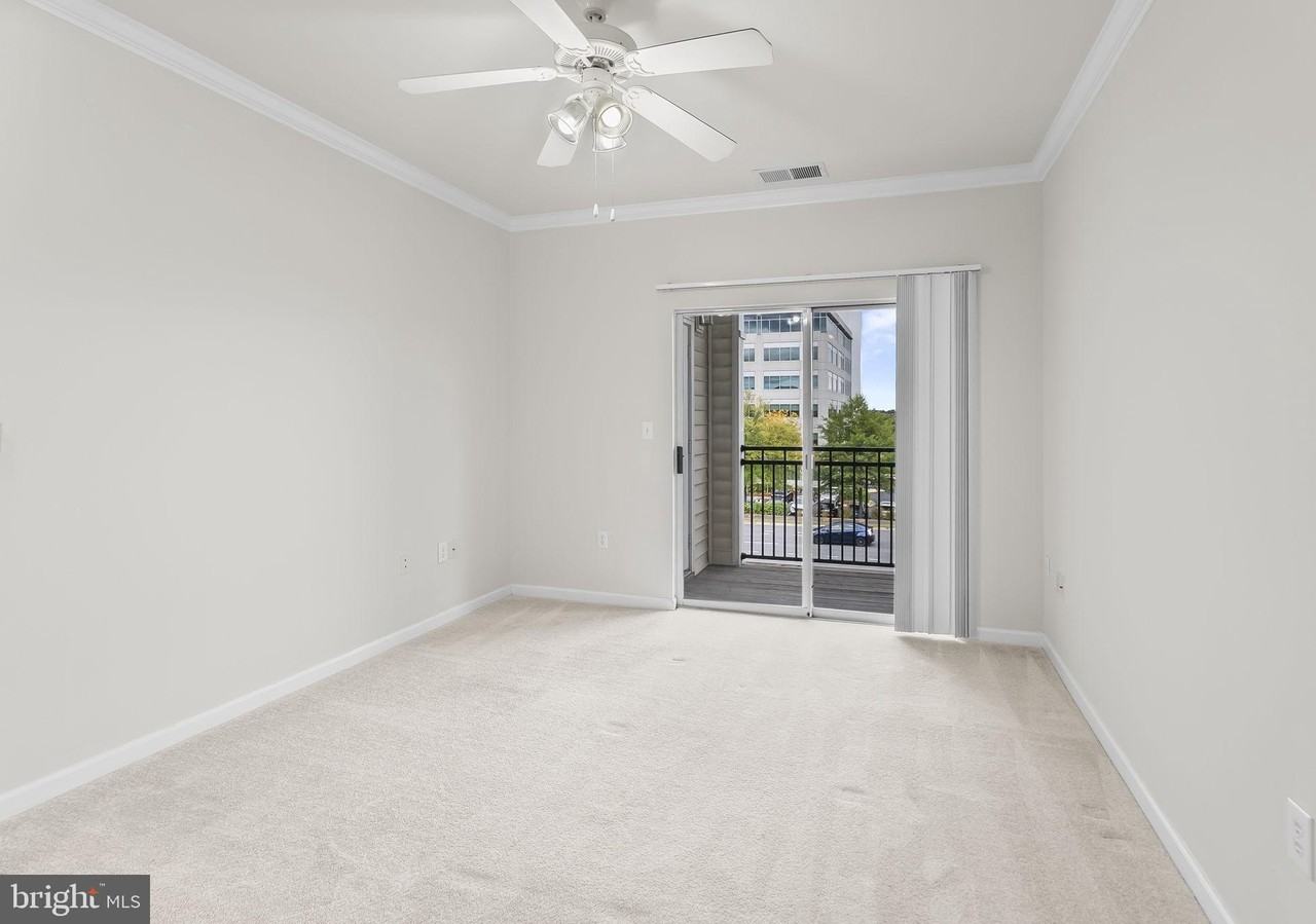 12929 Centre Park Cir #315 - Photo 4 of 35