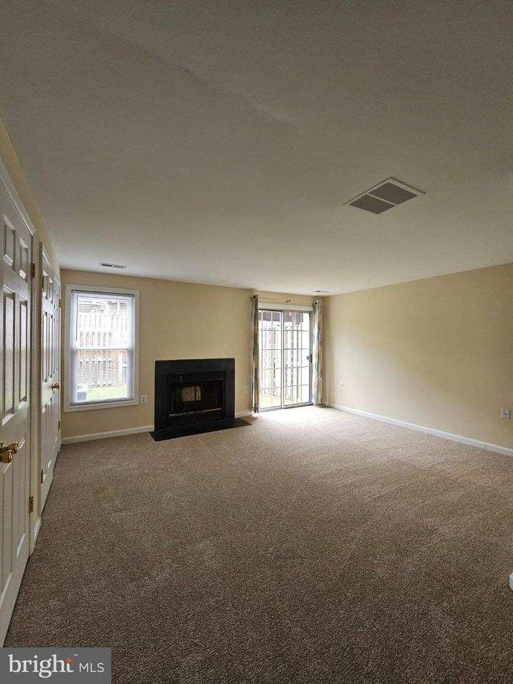 13918 Ludington Pl - Photo 4 of 40