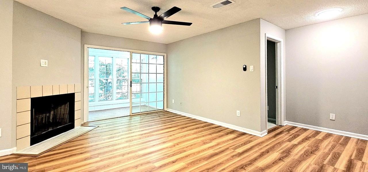 12103 Green Ledge Ct #201 - Photo 3 of 29