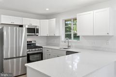 8009 Gosport Ln - Photo 1 of 1
