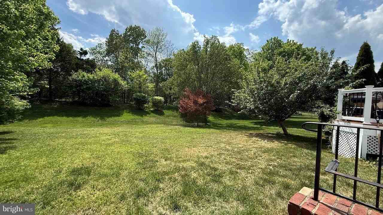 10869 General Kirkland Dr - Photo 7 of 7