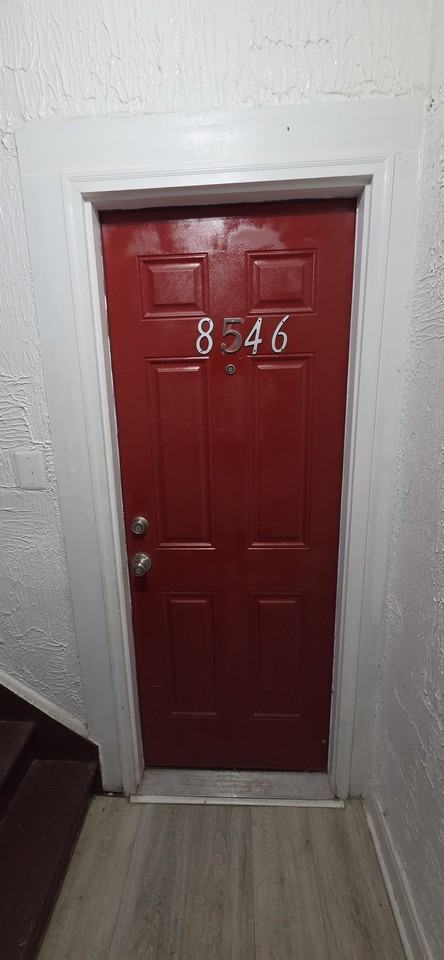 8546 Ironwood St - Photo 4 of 17