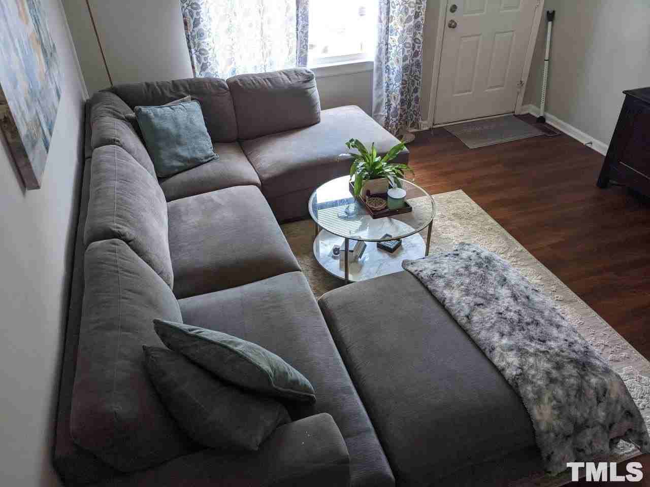 1616 Crest Rd - Photo 7 of 12