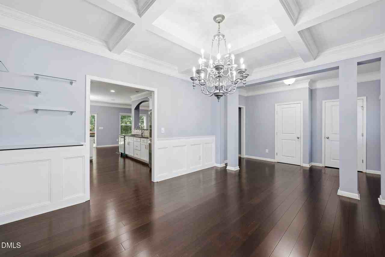 3019 Peachtree Town Ln - Photo 7 of 50