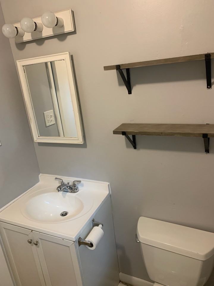 1018 Tisdale Ave #1018 - Photo 4 of 7