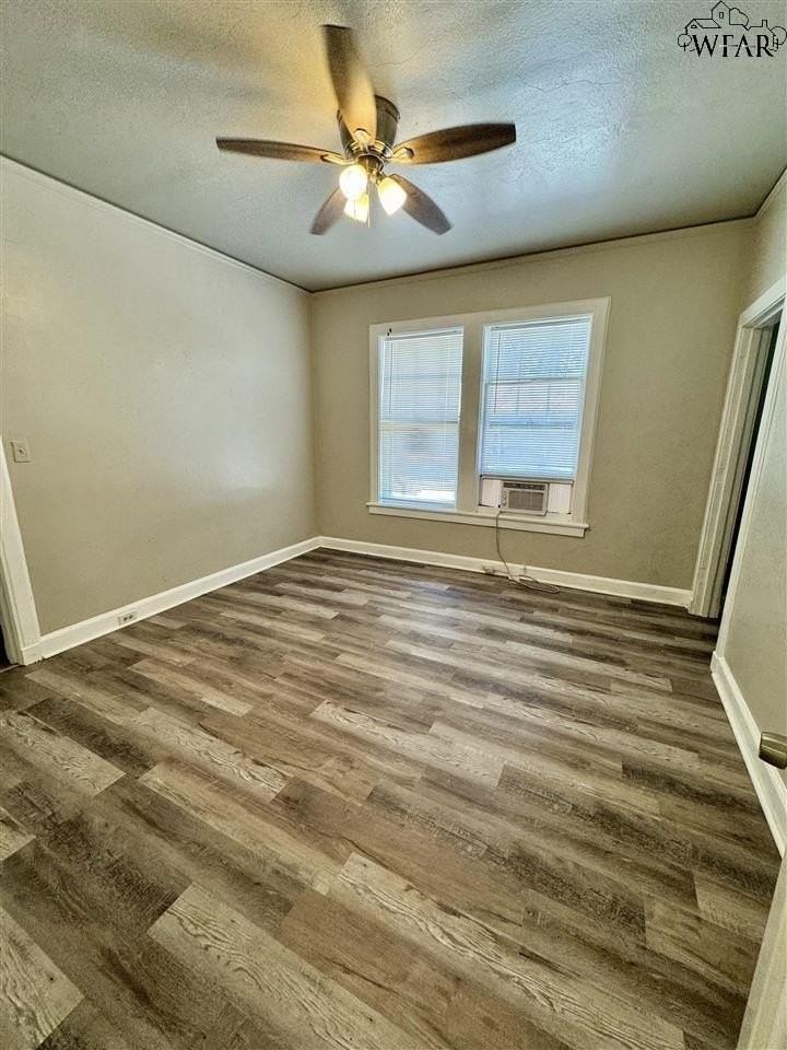 1109 Harrison St #9 - Photo 2 of 6
