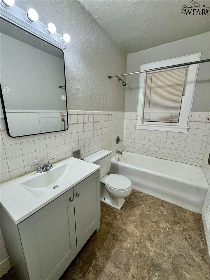 1109 Harrison St #9 - Photo 4 of 6