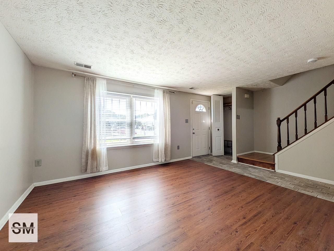 14505 Farmcrest Pl #1 - Photo 4 of 26