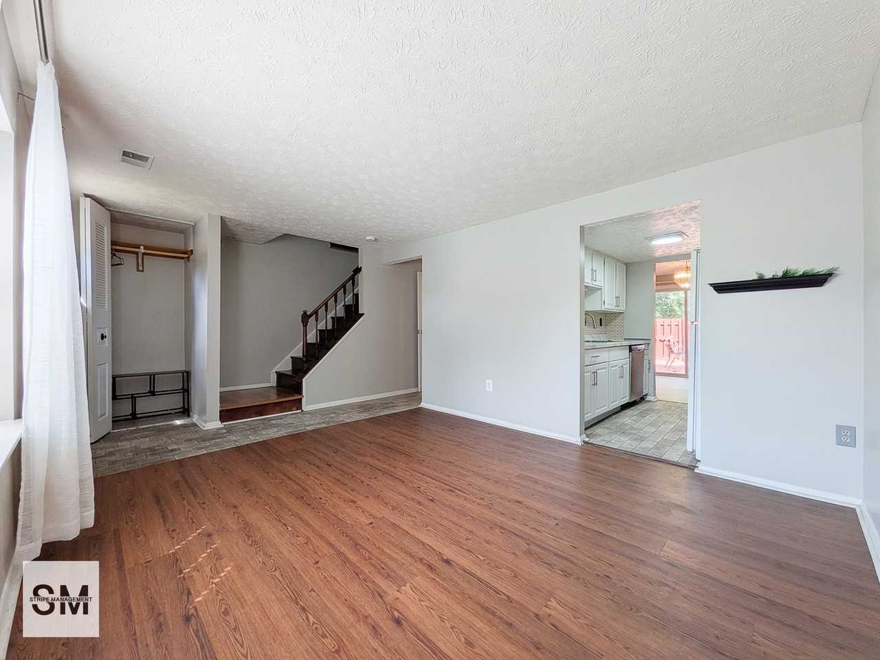 14505 Farmcrest Pl #1 - Photo 5 of 26