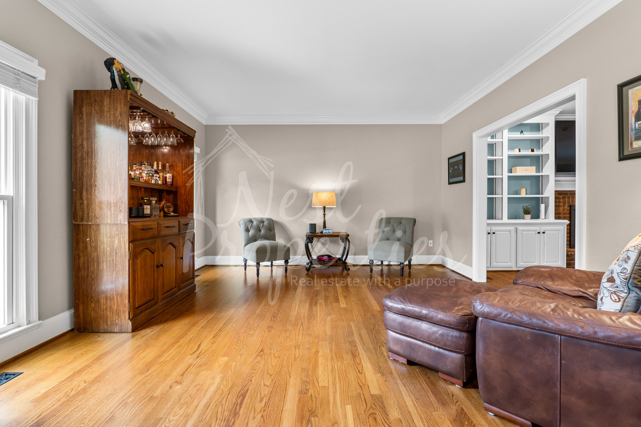13 Williamstown Ct #1 - Photo 2 of 19