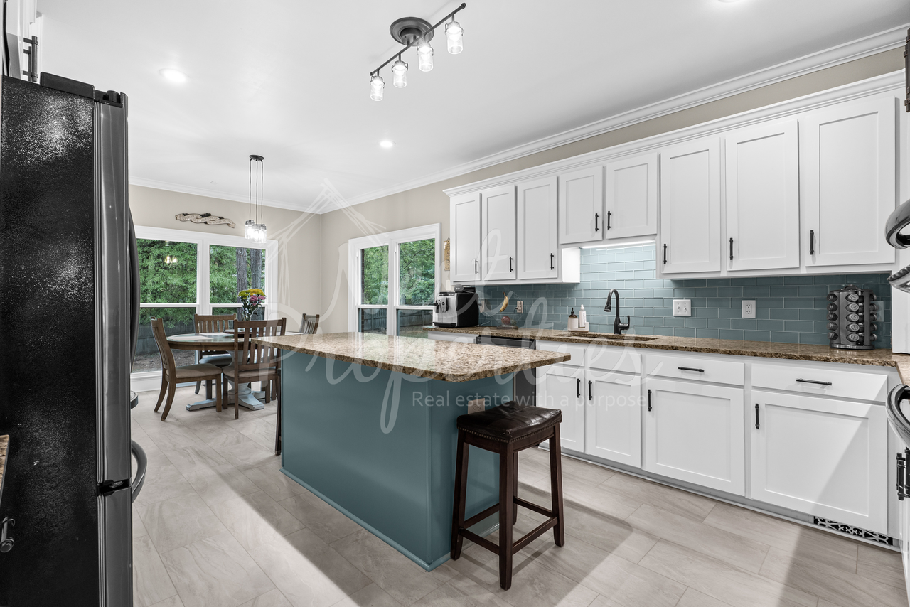 13 Williamstown Ct #1 - Photo 4 of 19